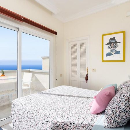 Home2Book Beach Front Las Gaviotas Санта-Крус-де-Тенерифе Экстерьер фото